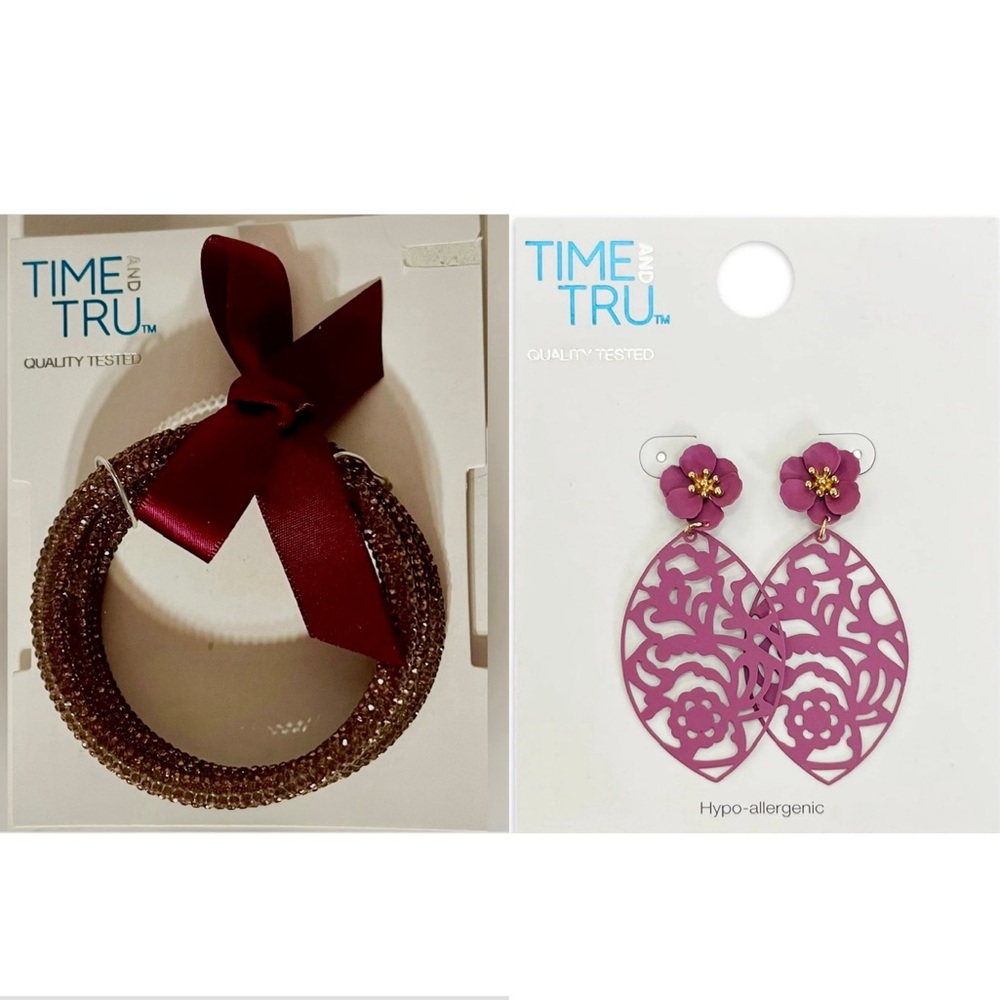 2pc-TimeandTru Women's Layered Bangle Bracelet/Flower Post
Matte Earrings Purple